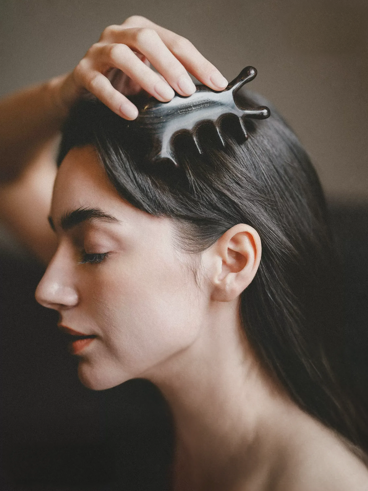 RES 2-in-1 Scalp Stimulator & Massager